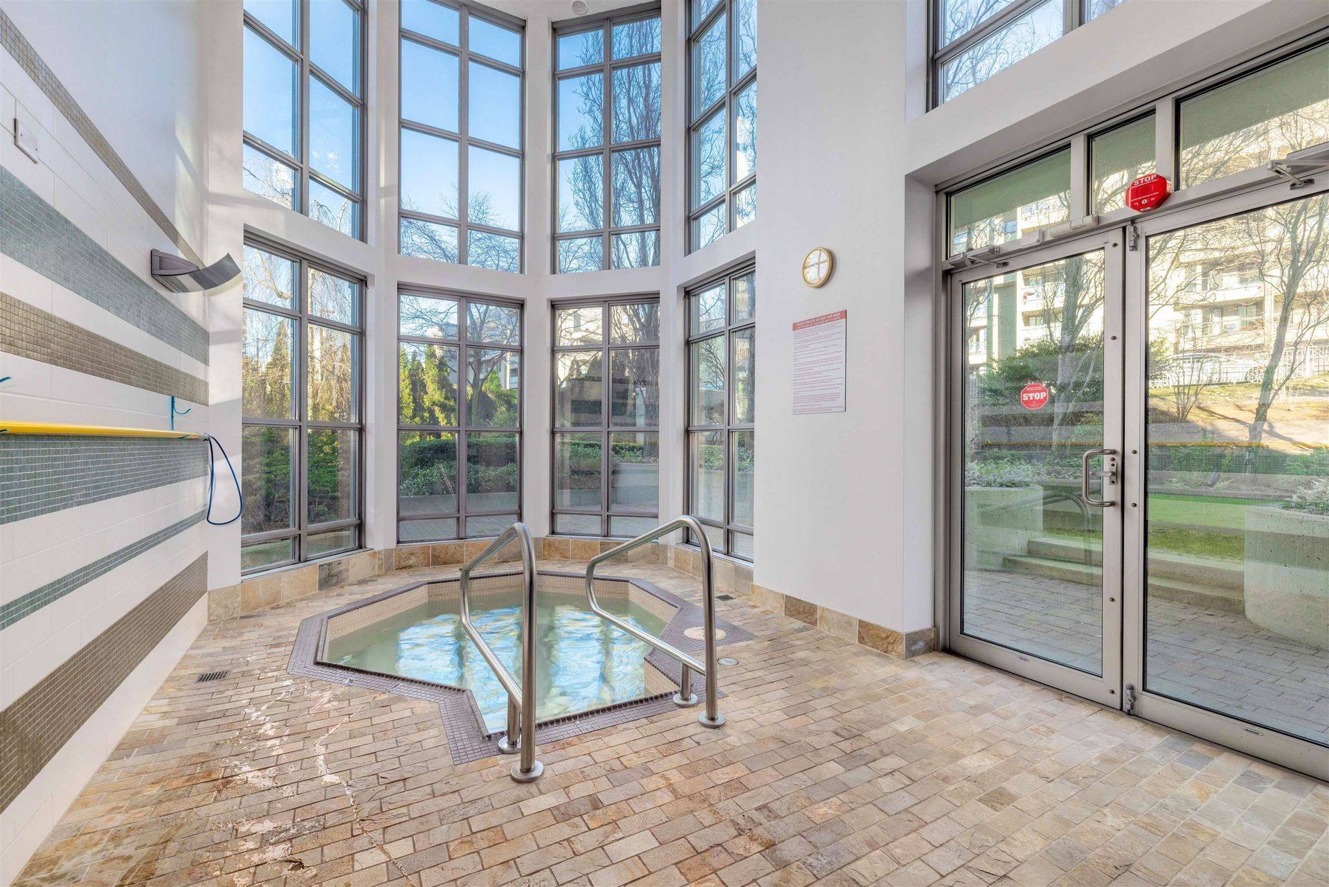 1005-beach-avenue-west-end-vw-vancouver-west-17