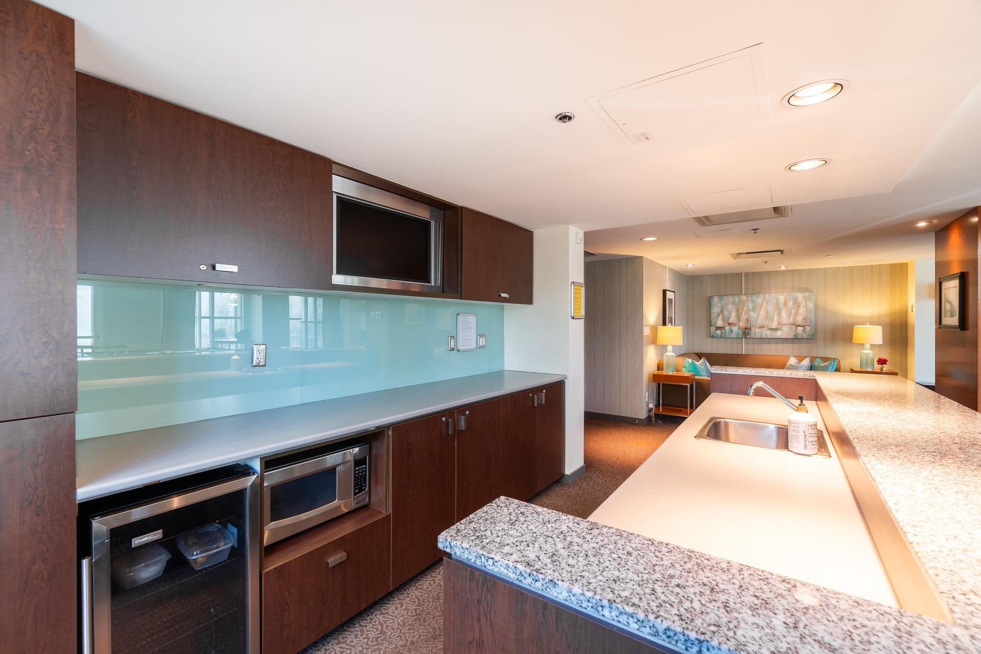 1005-beach-avenue-west-end-vw-vancouver-west-21