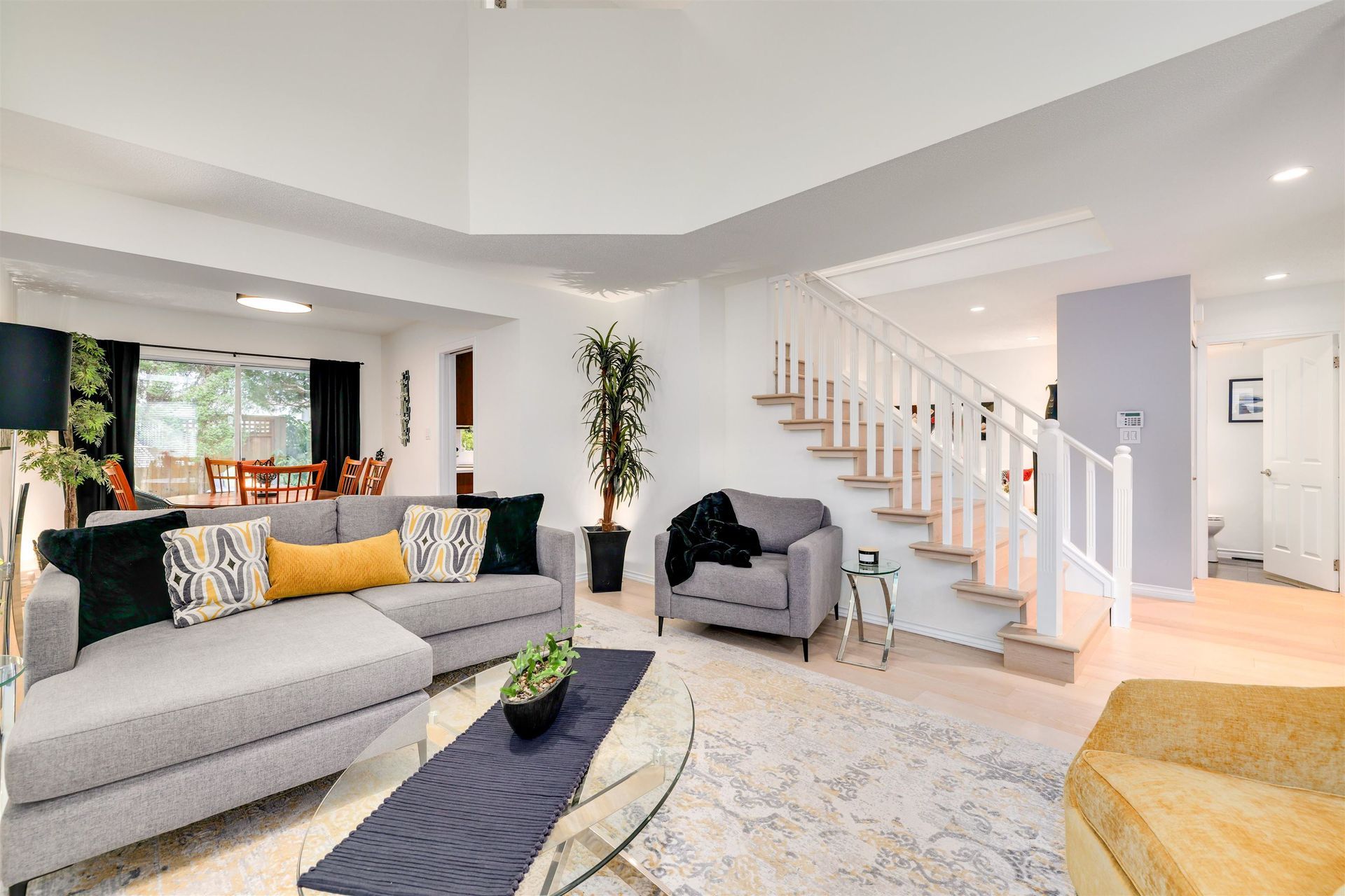 3668-garibaldi-drive-roche-point-north-vancouver-06