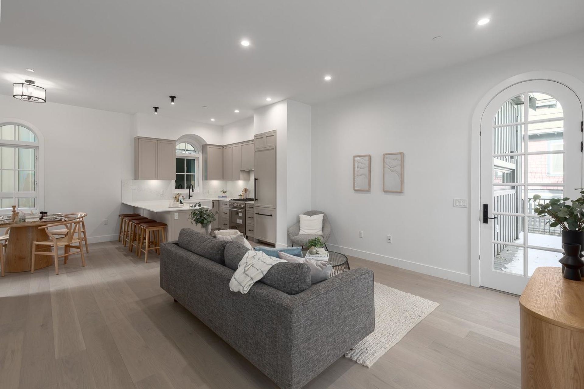 1051-semlin-drive-grandview-woodland-vancouver-east-03