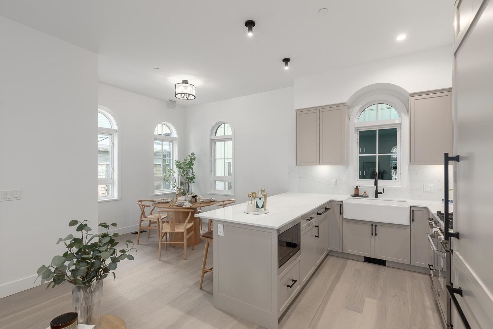 1051-semlin-drive-grandview-woodland-vancouver-east-08