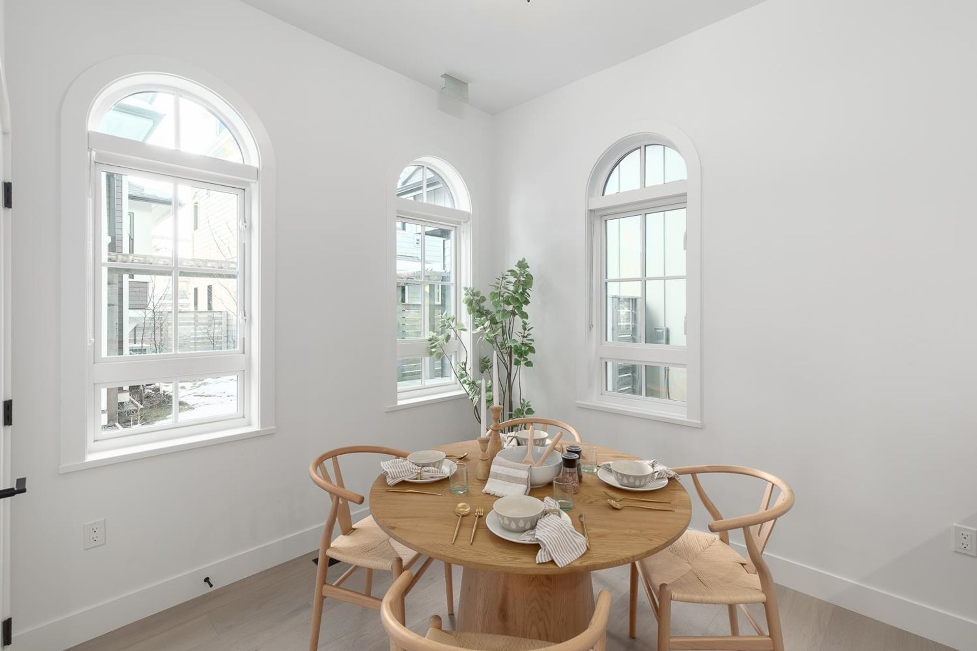 1051-semlin-drive-grandview-woodland-vancouver-east-09