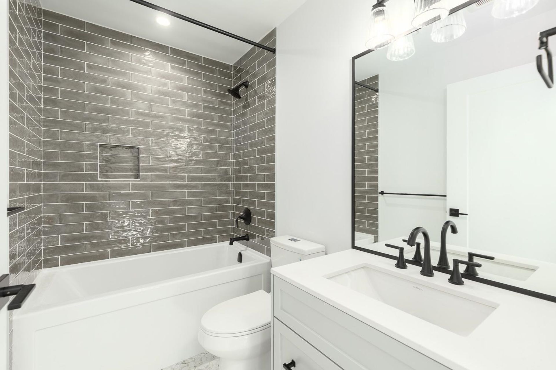 1051-semlin-drive-grandview-woodland-vancouver-east-13