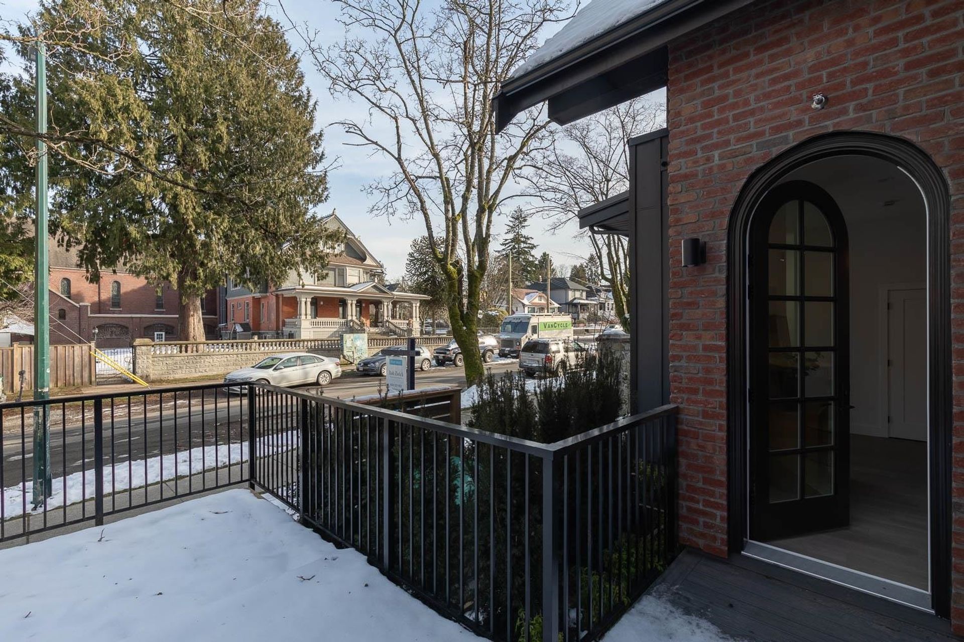 1051-semlin-drive-grandview-woodland-vancouver-east-21