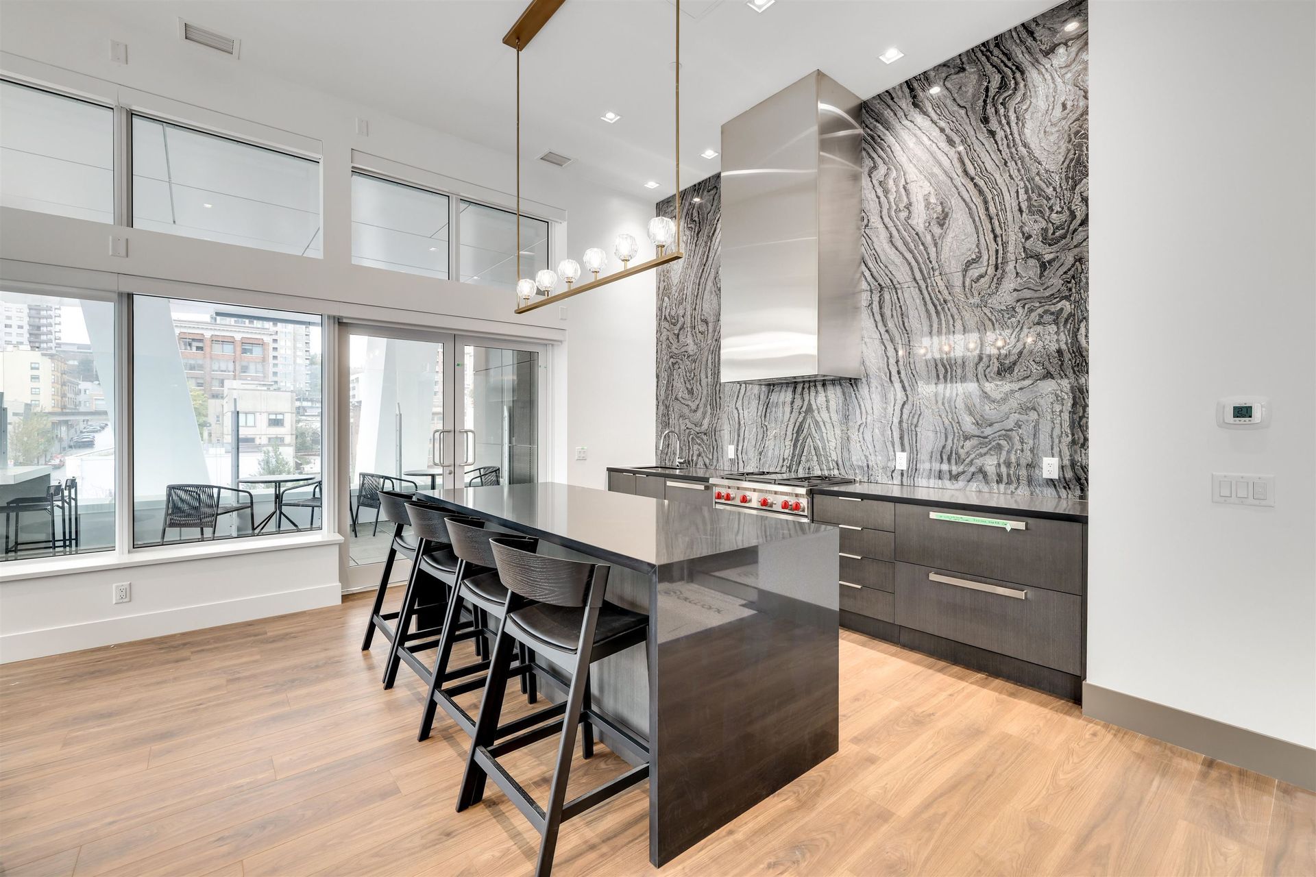 680-quayside-drive-quay-new-westminster-27