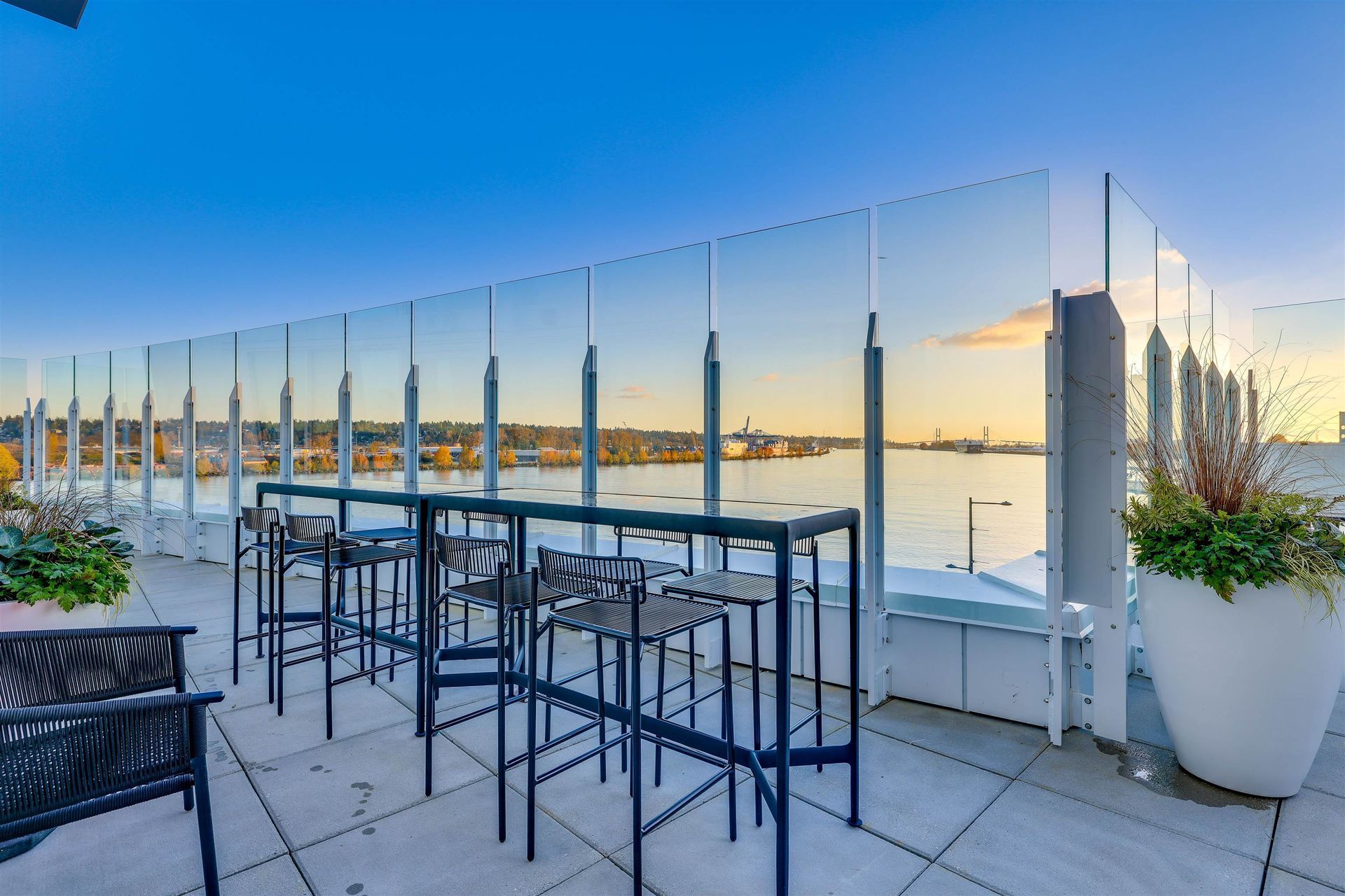 680-quayside-drive-quay-new-westminster-32