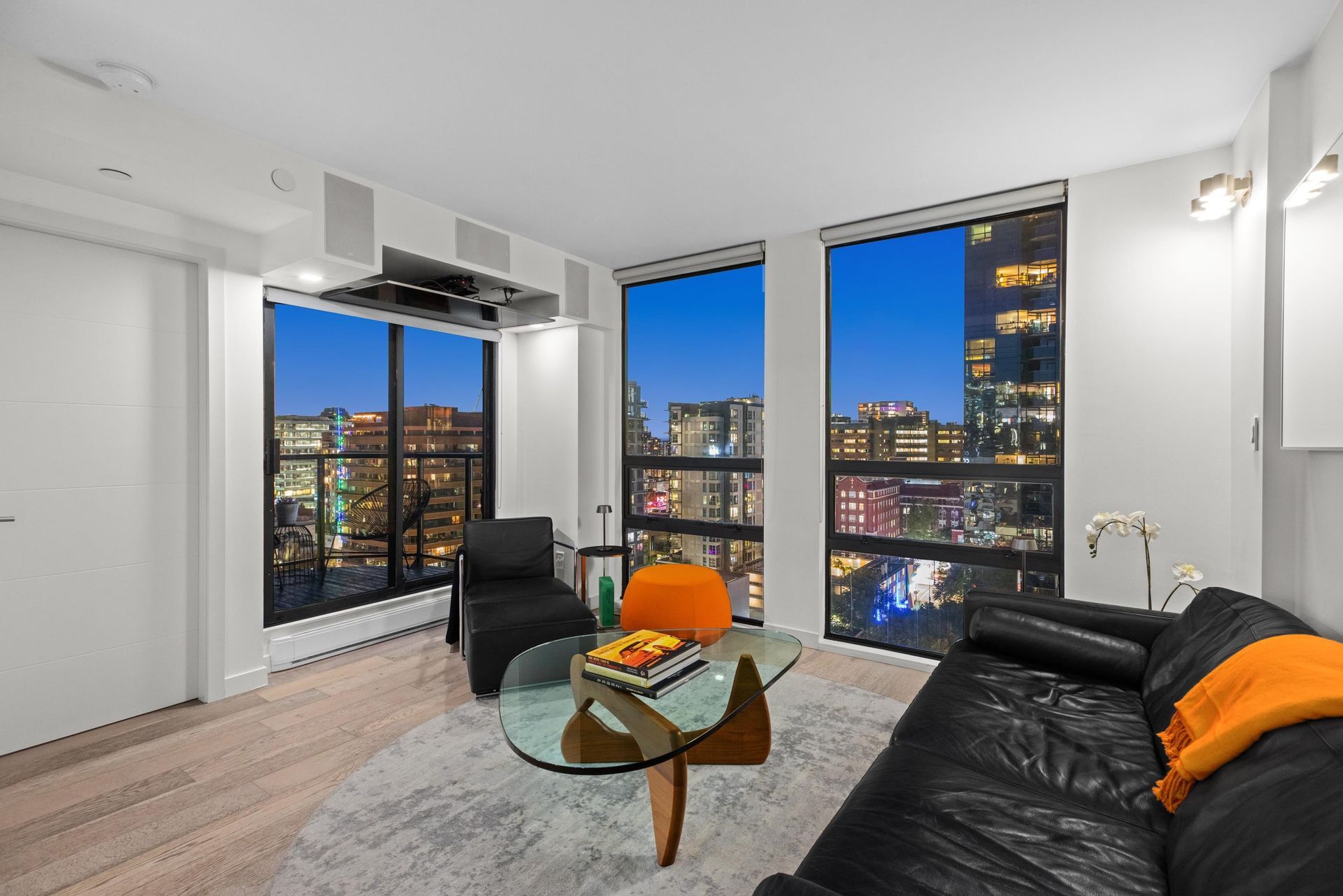 811-helmcken-street-downtown-vw-vancouver-west-07