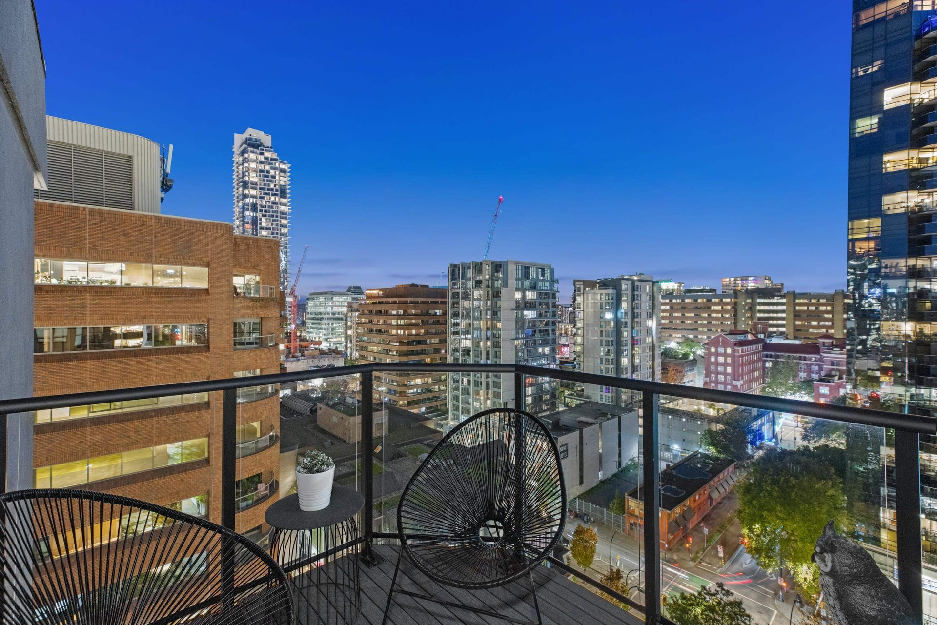 811-helmcken-street-downtown-vw-vancouver-west-10