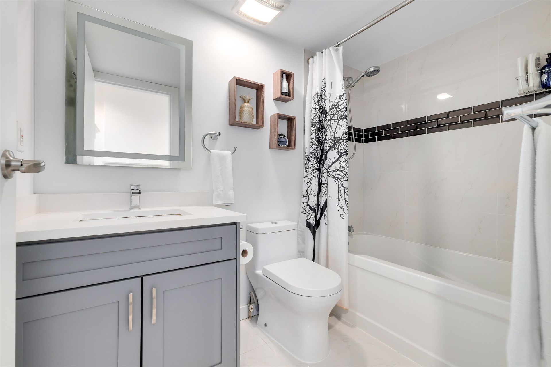 1615-frances-street-hastings-vancouver-east-11