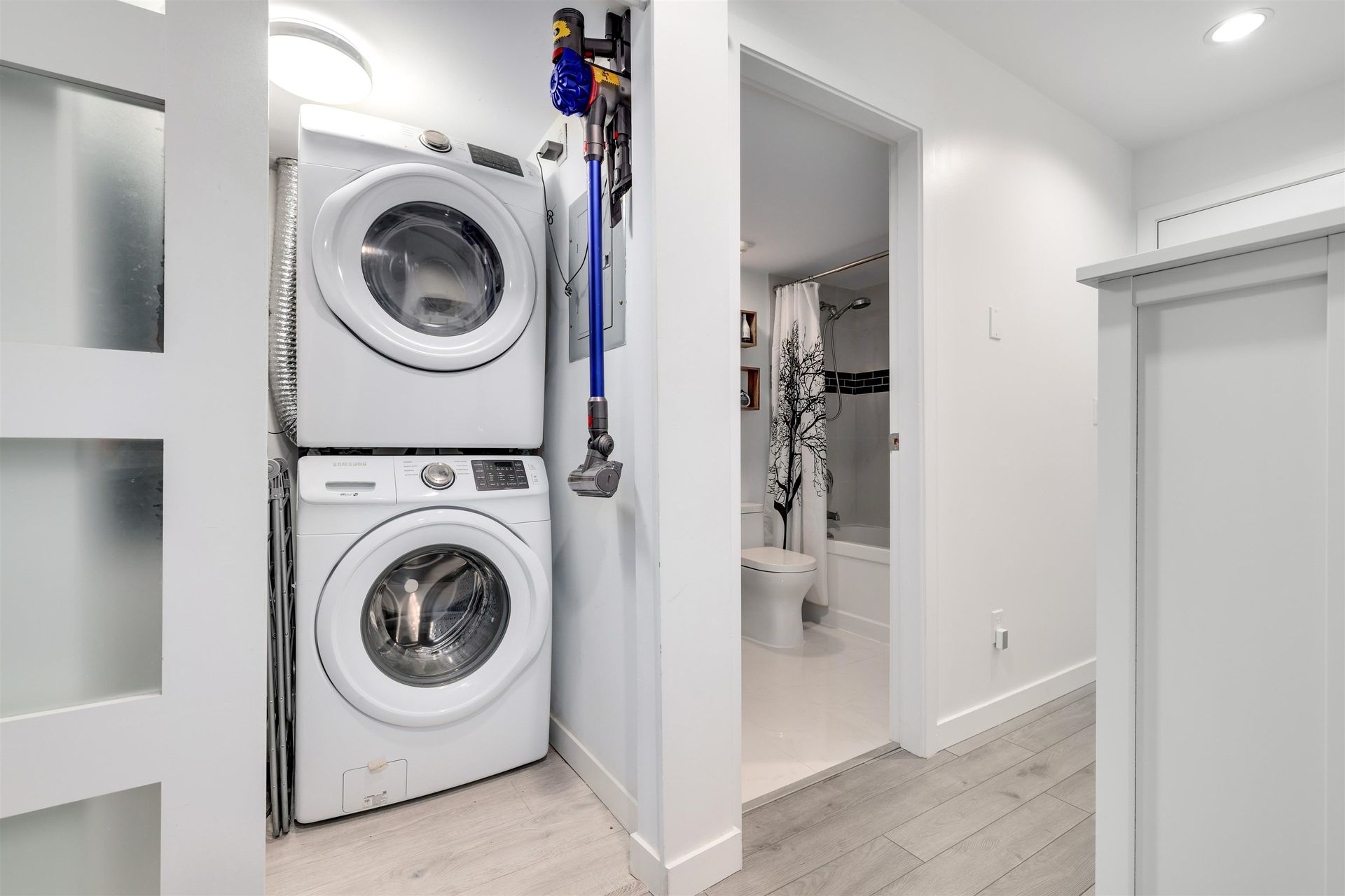 1615-frances-street-hastings-vancouver-east-12