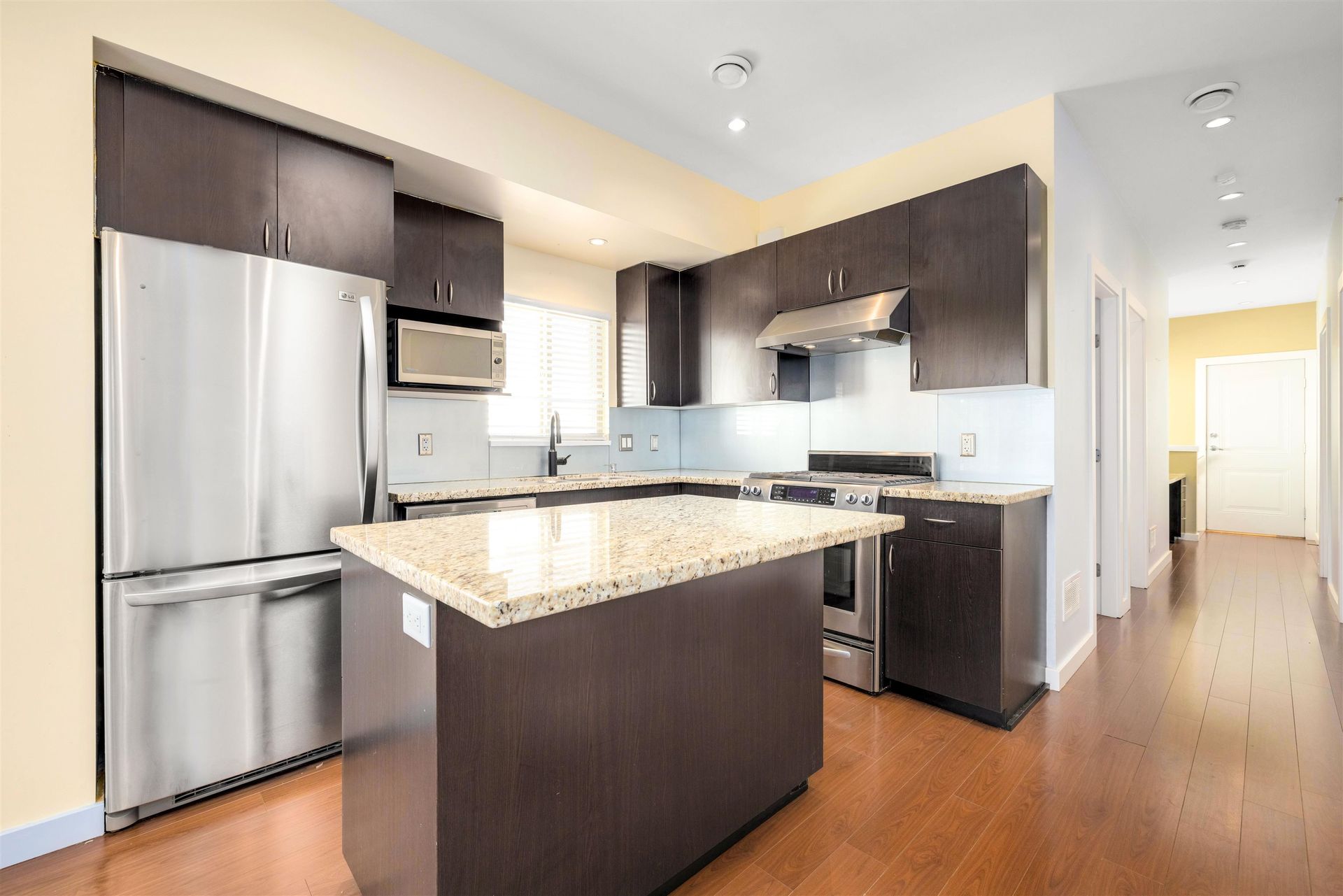4756-reid-street-collingwood-ve-vancouver-east-05