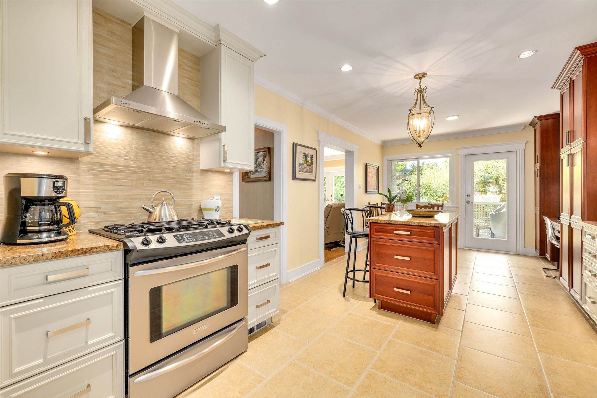 252-w-23rd-avenue-cambie-vancouver-west-15