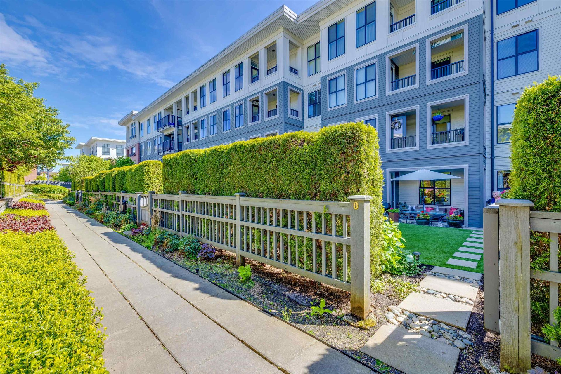 3323-151st-street-morgan-creek-south-surrey-white-rock-07