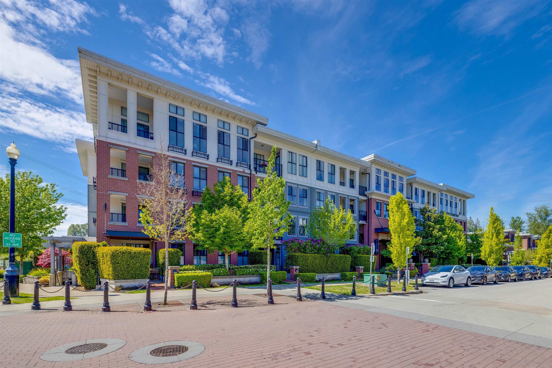 3323-151st-street-morgan-creek-south-surrey-white-rock-09