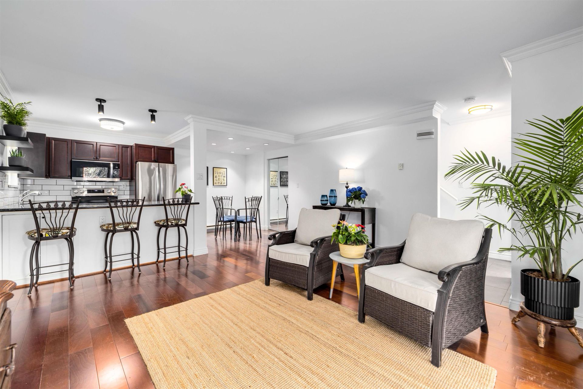 924-cardero-street-west-end-vw-vancouver-west-04