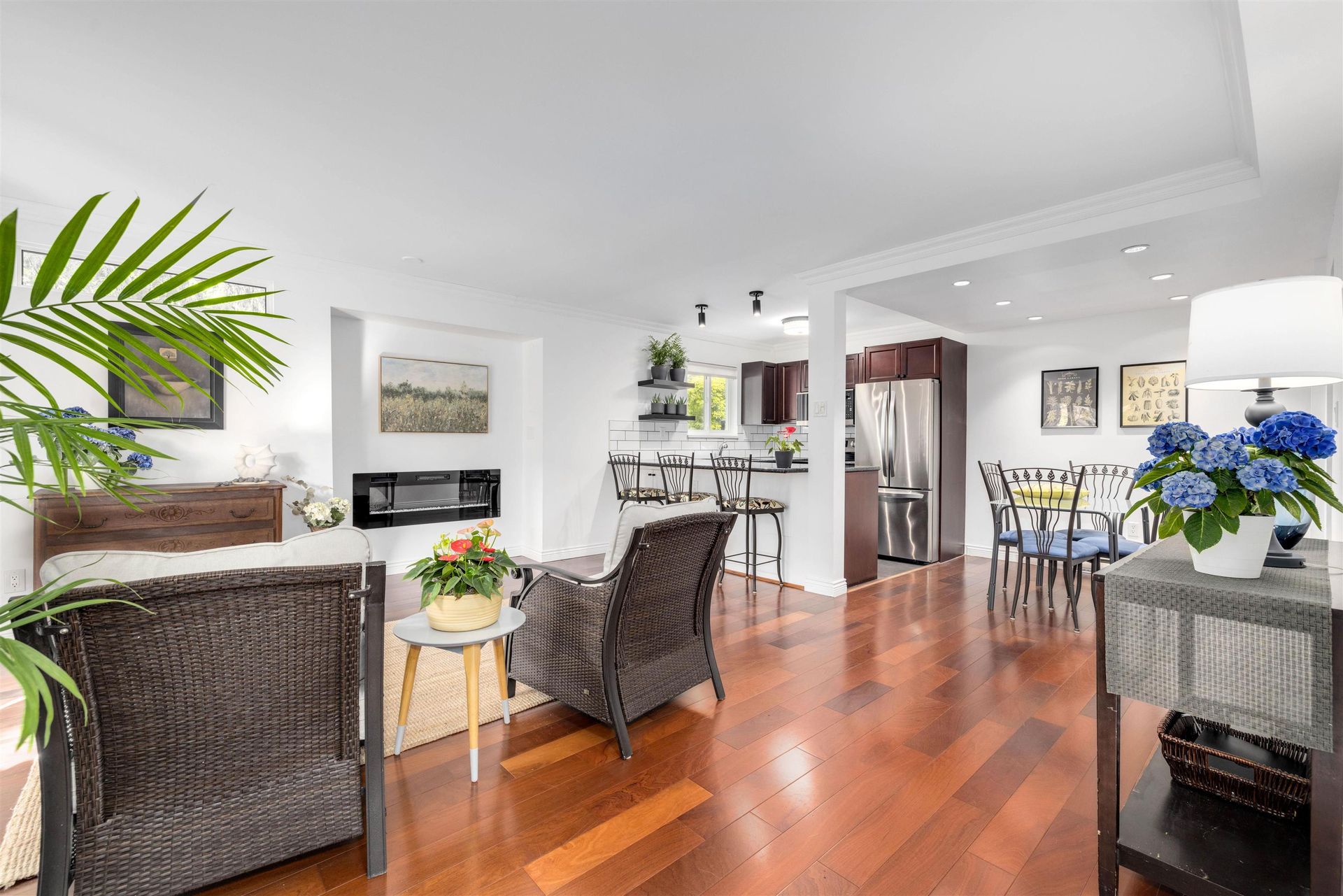 924-cardero-street-west-end-vw-vancouver-west-06