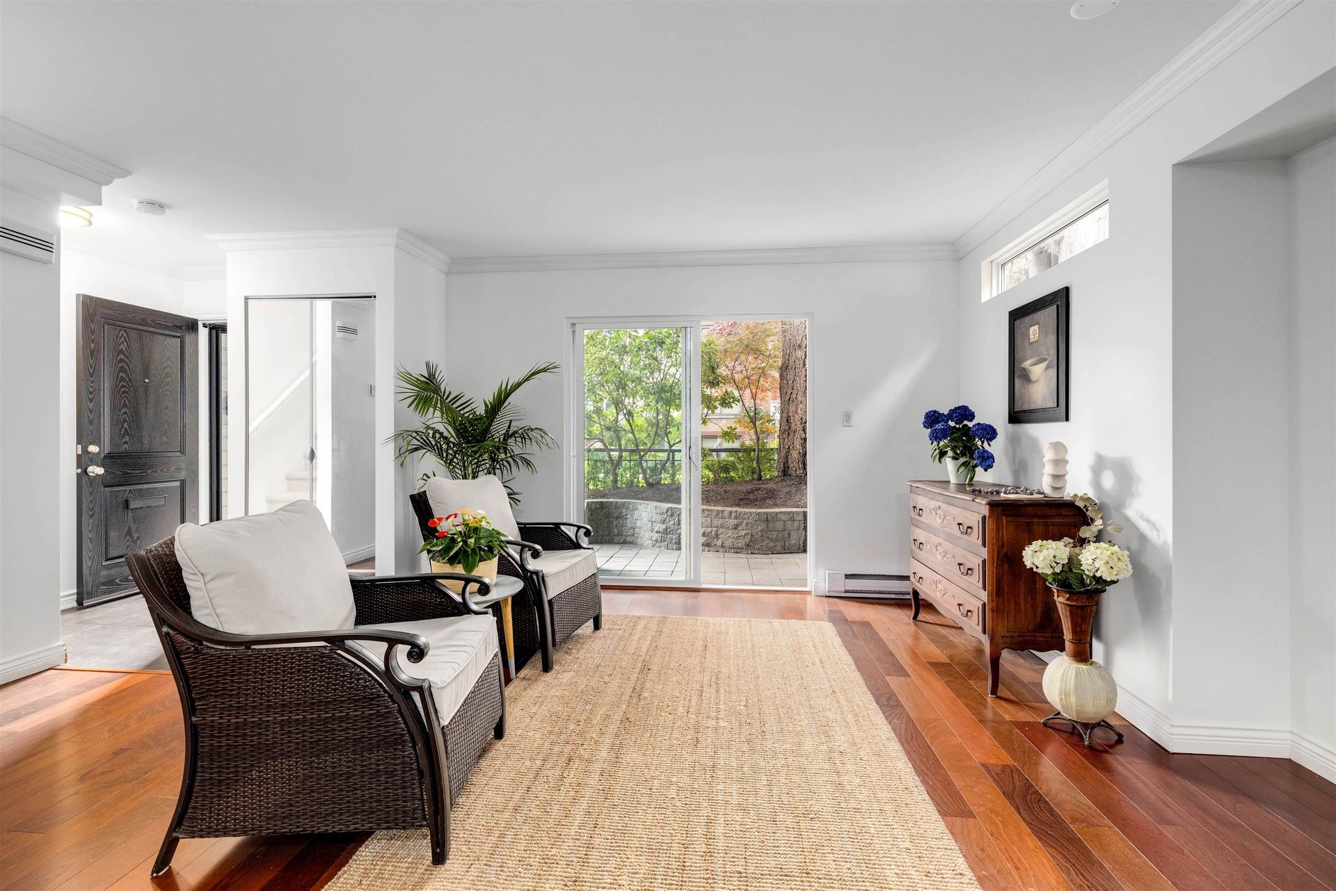 924-cardero-street-west-end-vw-vancouver-west-08