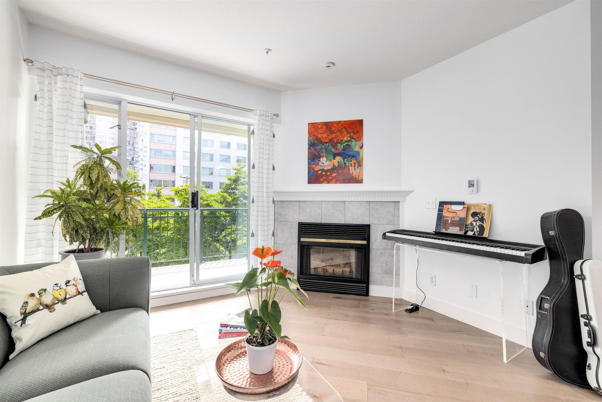 1928-nelson-street-west-end-vw-vancouver-west-06-1