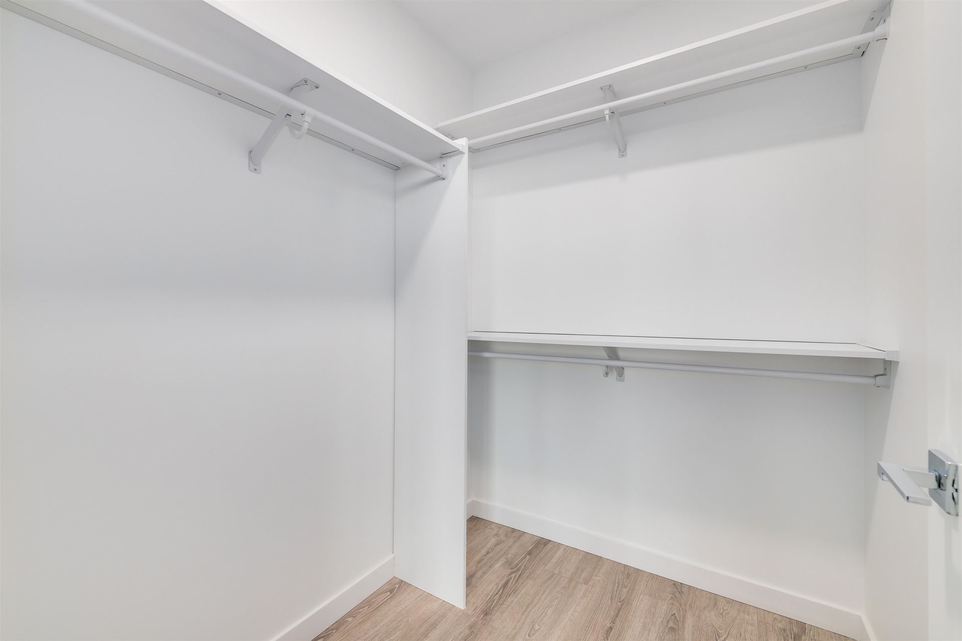 680-quayside-drive-quay-new-westminster-19