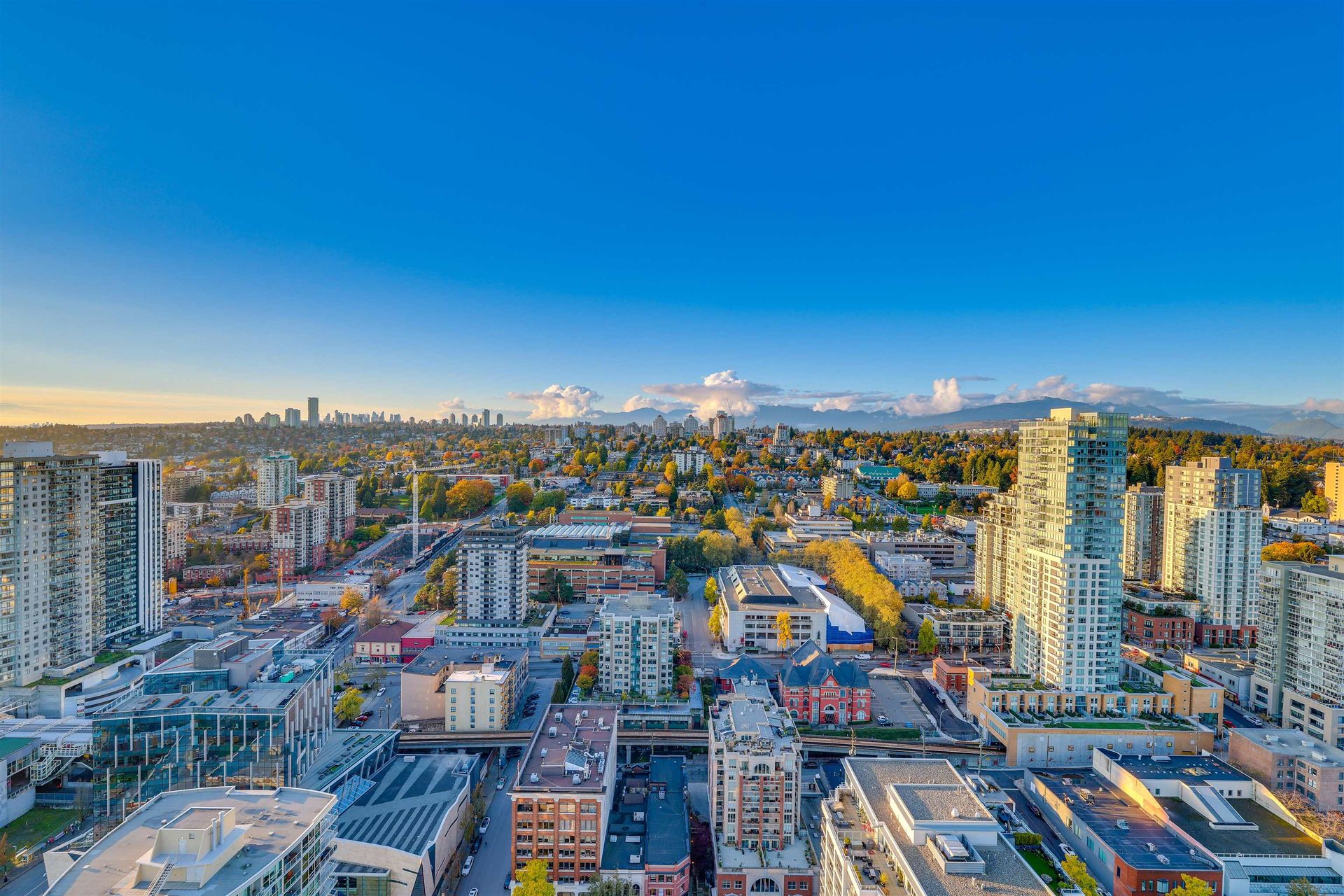 680-quayside-drive-quay-new-westminster-25