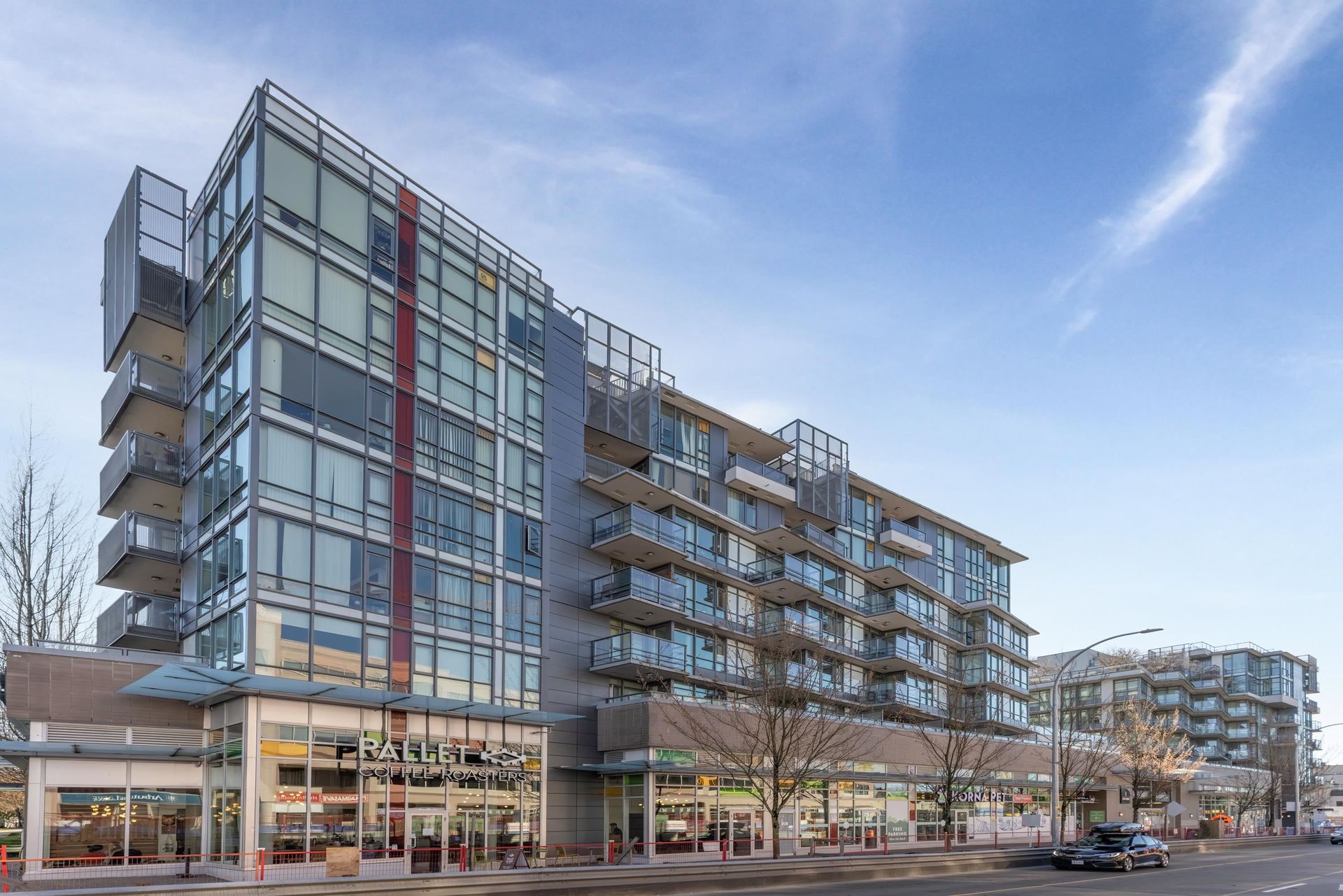 2080-w-broadway-street-kitsilano-vancouver-west-01