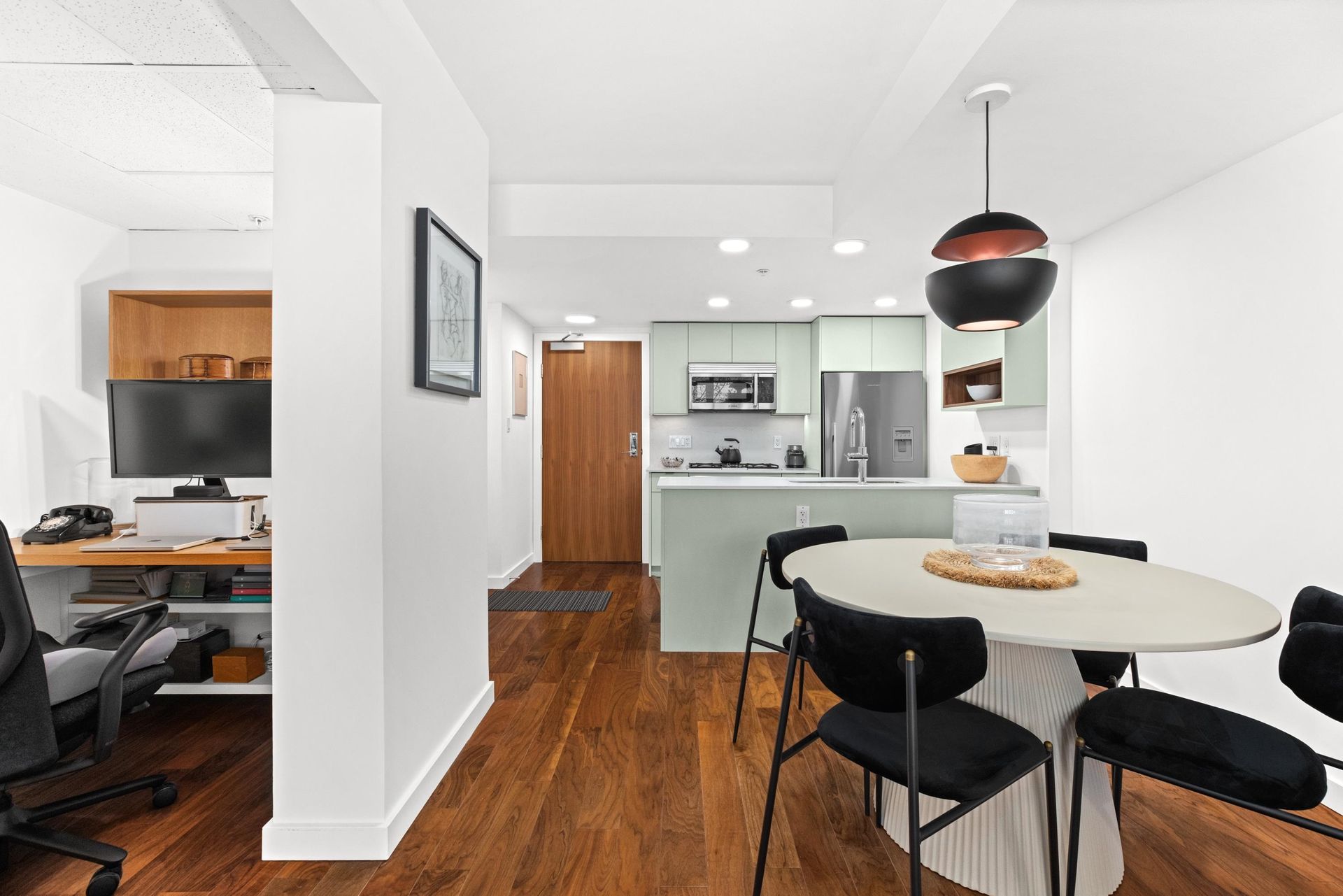 369 - 2080 W Broadway Street, Kitsilano, Vancouver West 2