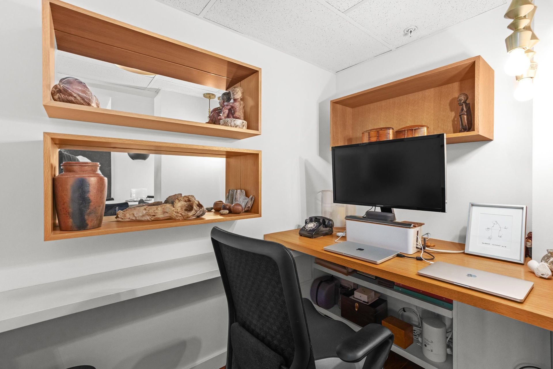 2080-w-broadway-street-kitsilano-vancouver-west-07