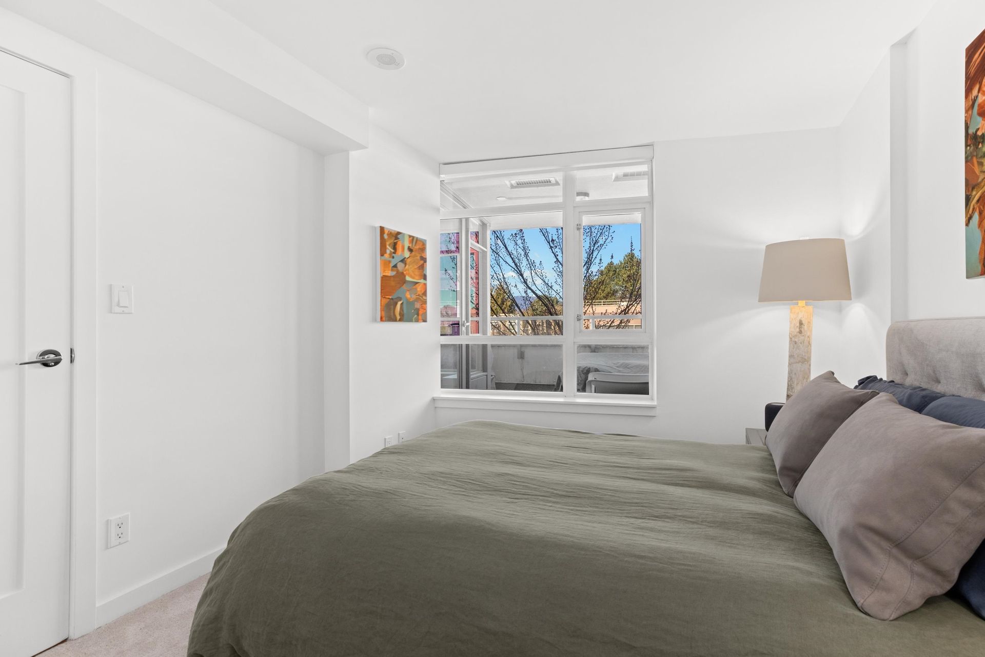 2080-w-broadway-street-kitsilano-vancouver-west-15