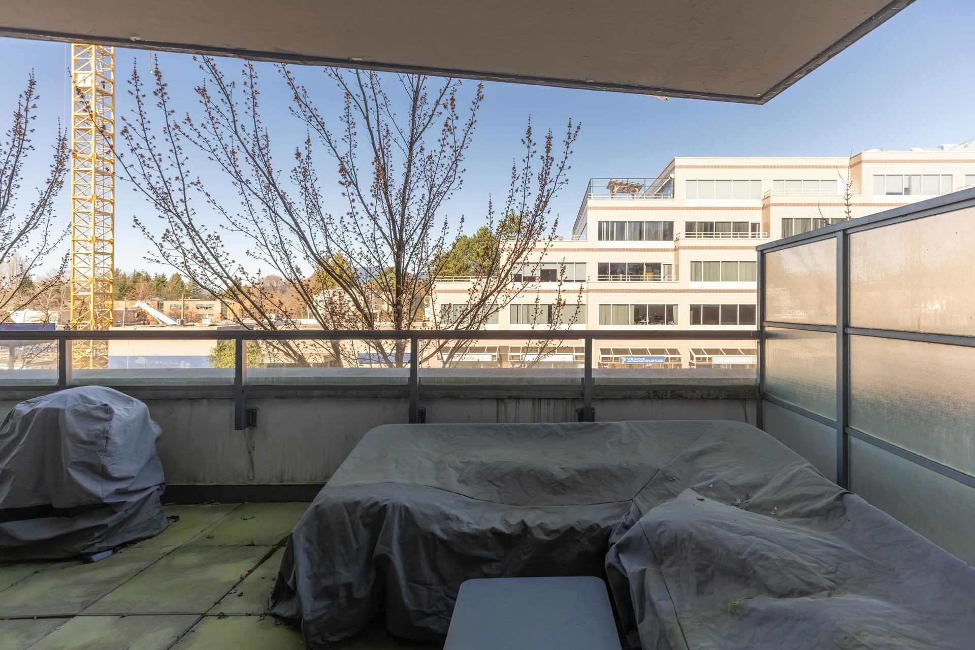 2080-w-broadway-street-kitsilano-vancouver-west-18
