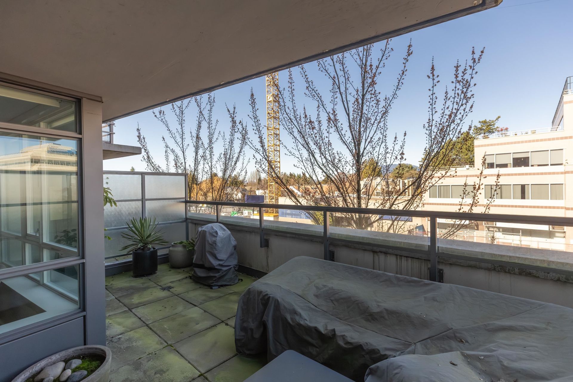 2080-w-broadway-street-kitsilano-vancouver-west-20