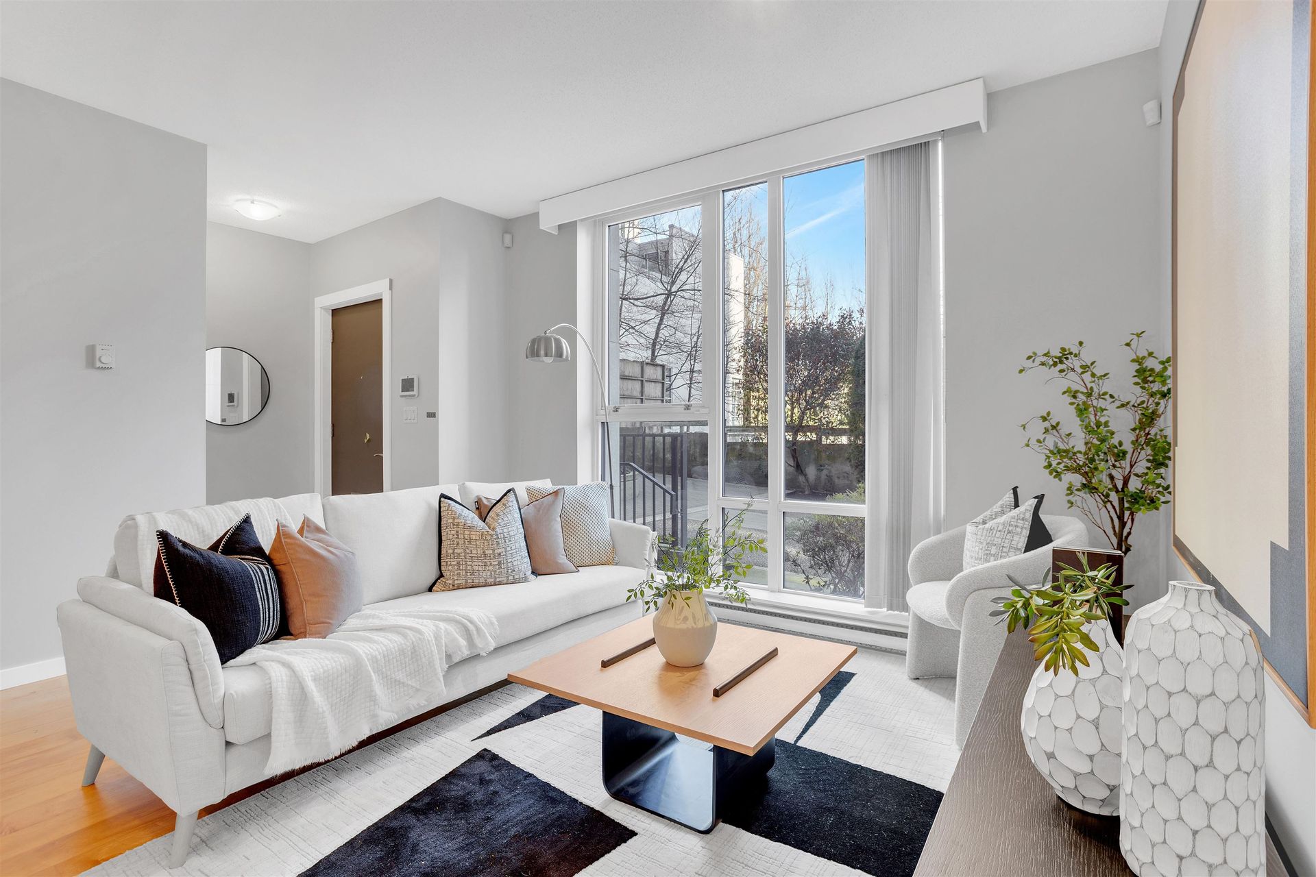 strathmore-mews-yaletown-vancouver-west-07