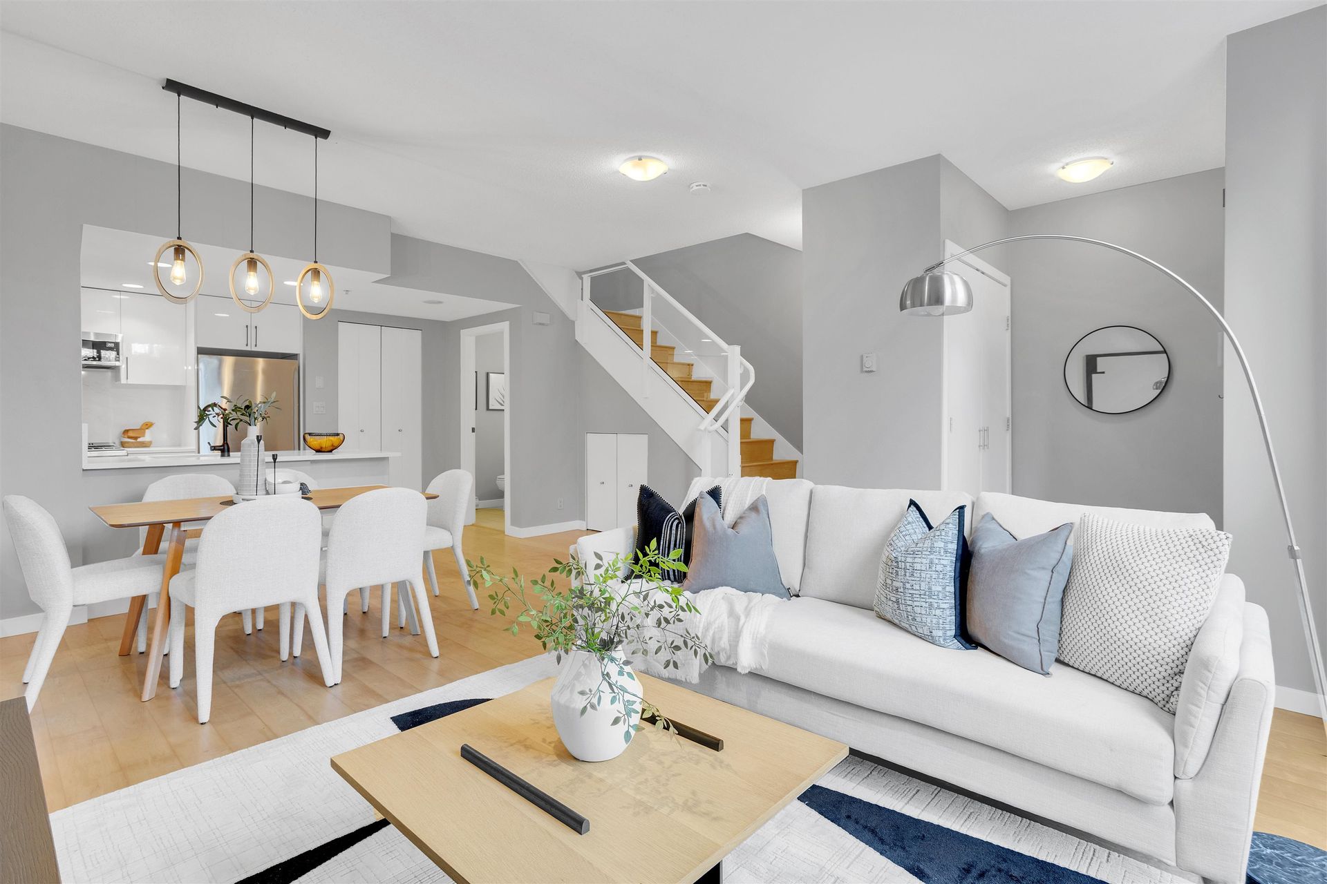 strathmore-mews-yaletown-vancouver-west-09