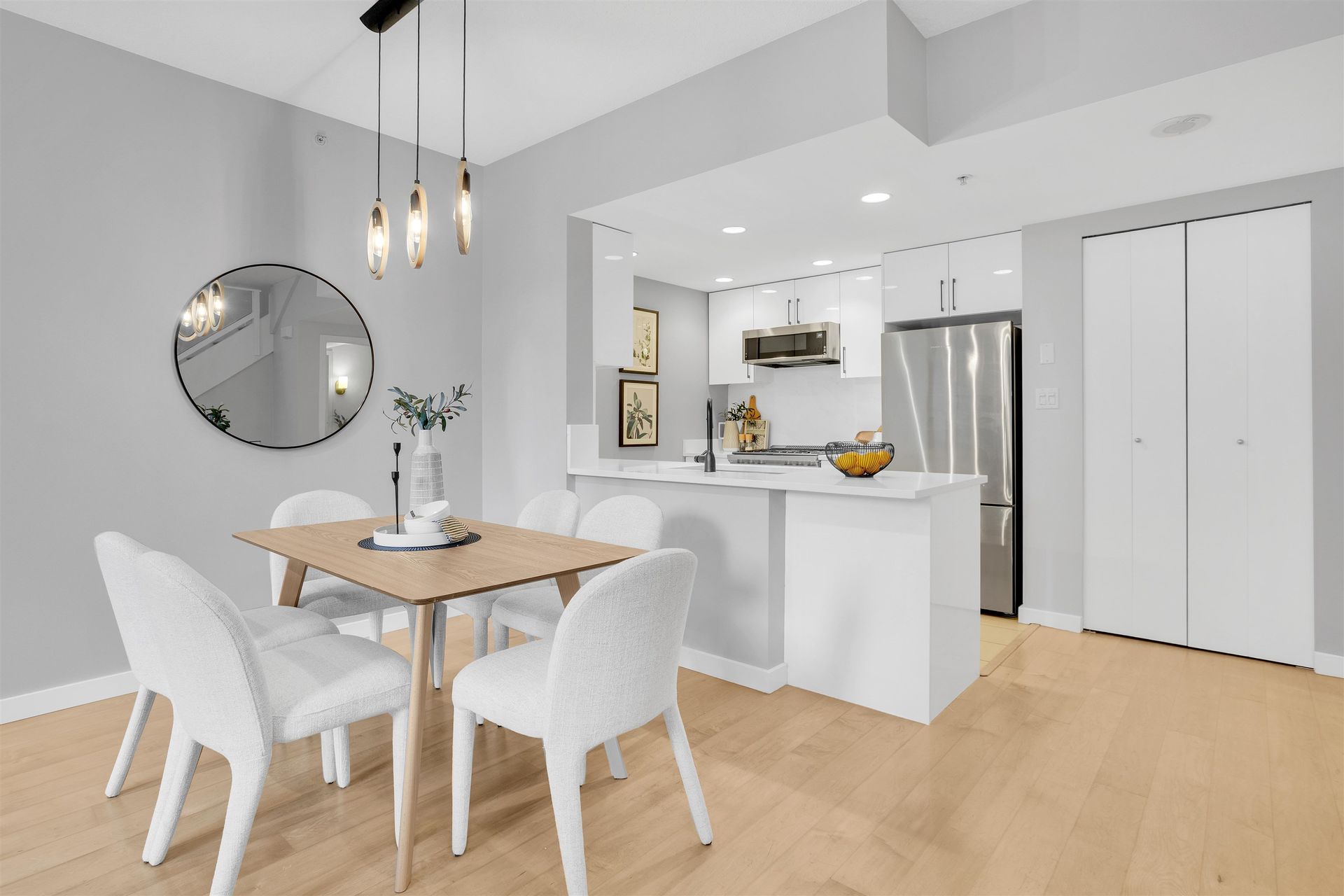 strathmore-mews-yaletown-vancouver-west-10