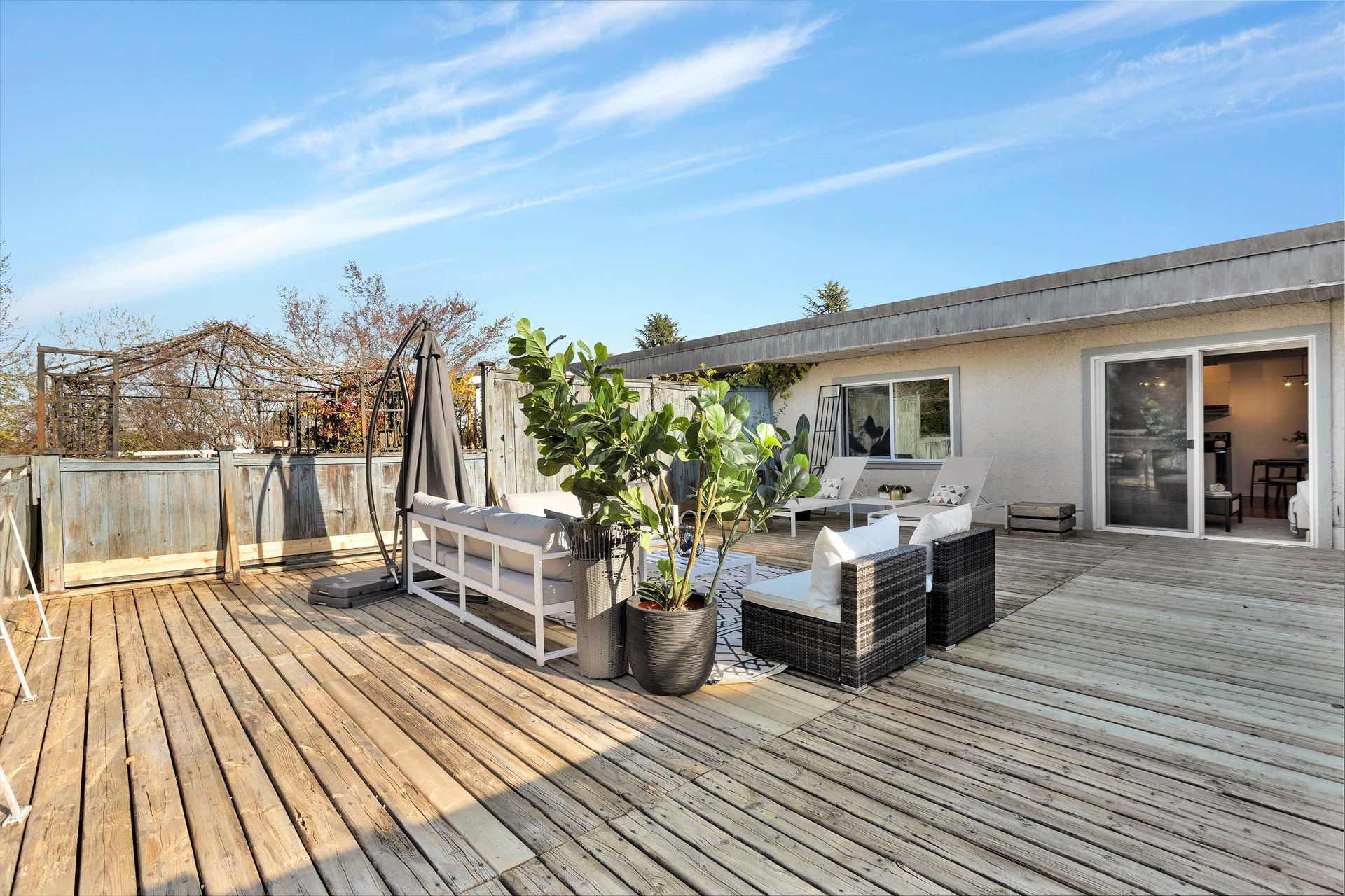 711-e-6th-avenue-mount-pleasant-ve-vancouver-east-02