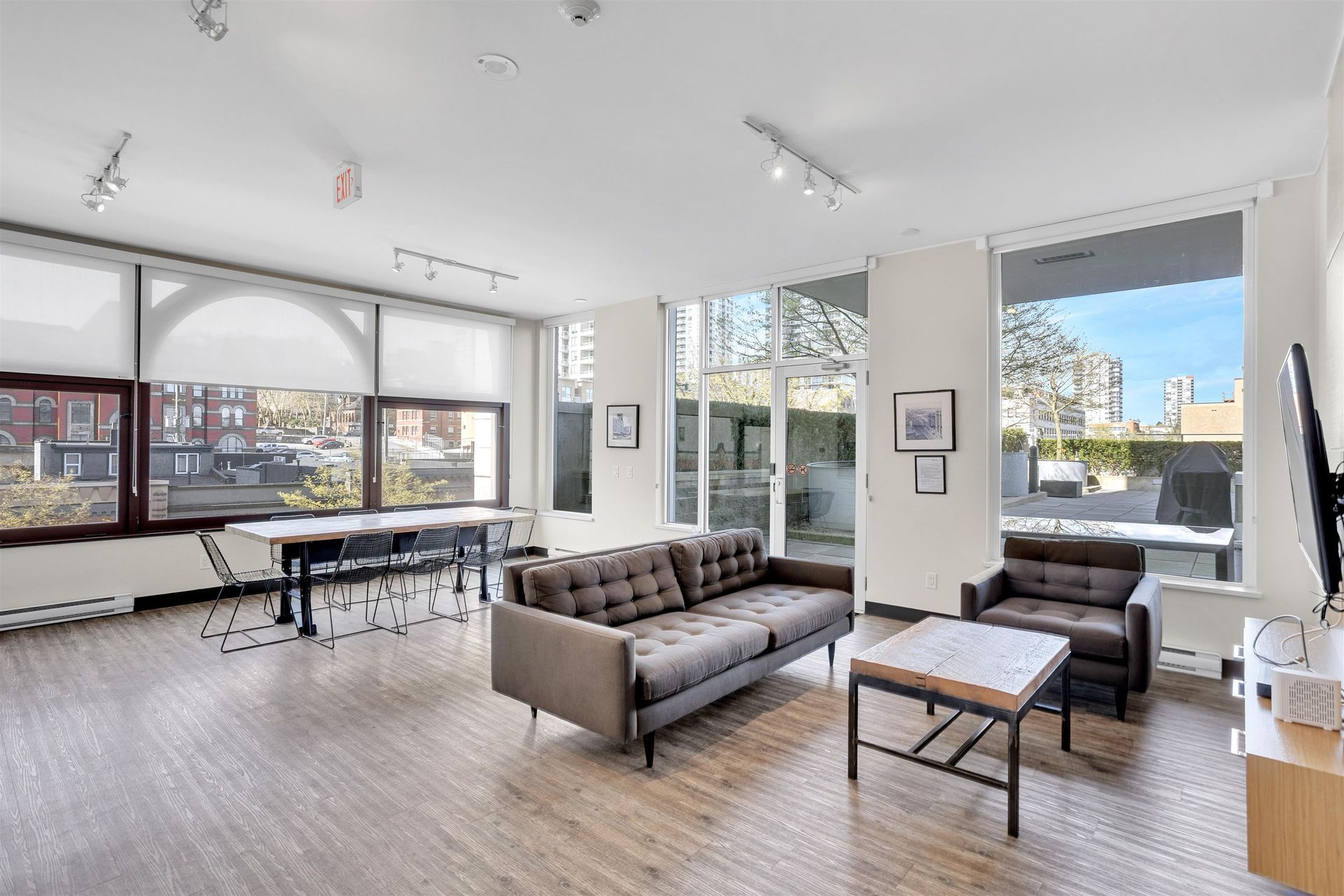 668-columbia-street-quay-new-westminster-18