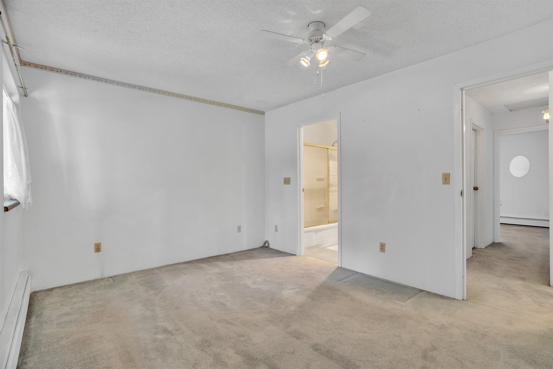 7447-140-street-east-newton-surrey-14