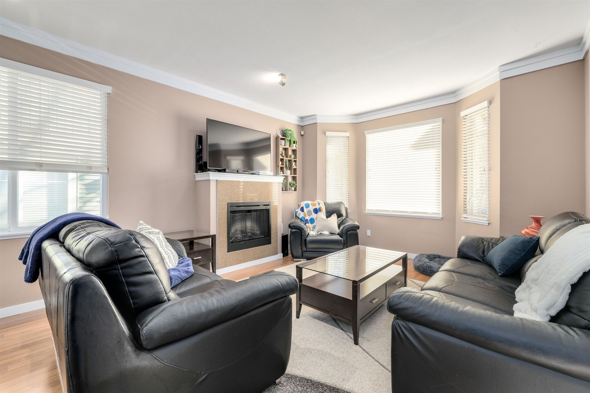 6575-192-street-clayton-cloverdale-11