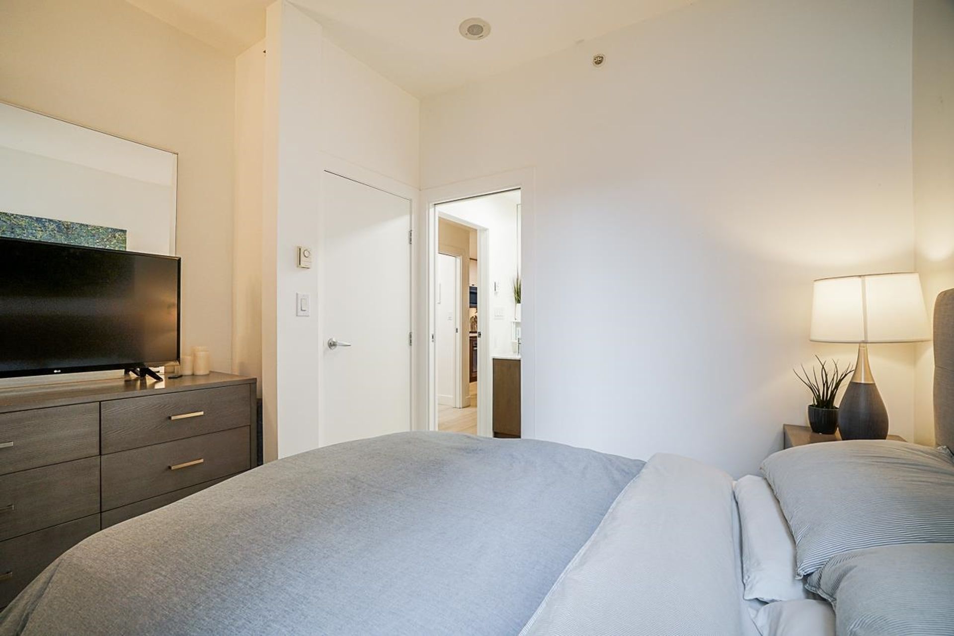 531-beatty-street-downtown-vw-vancouver-west-10