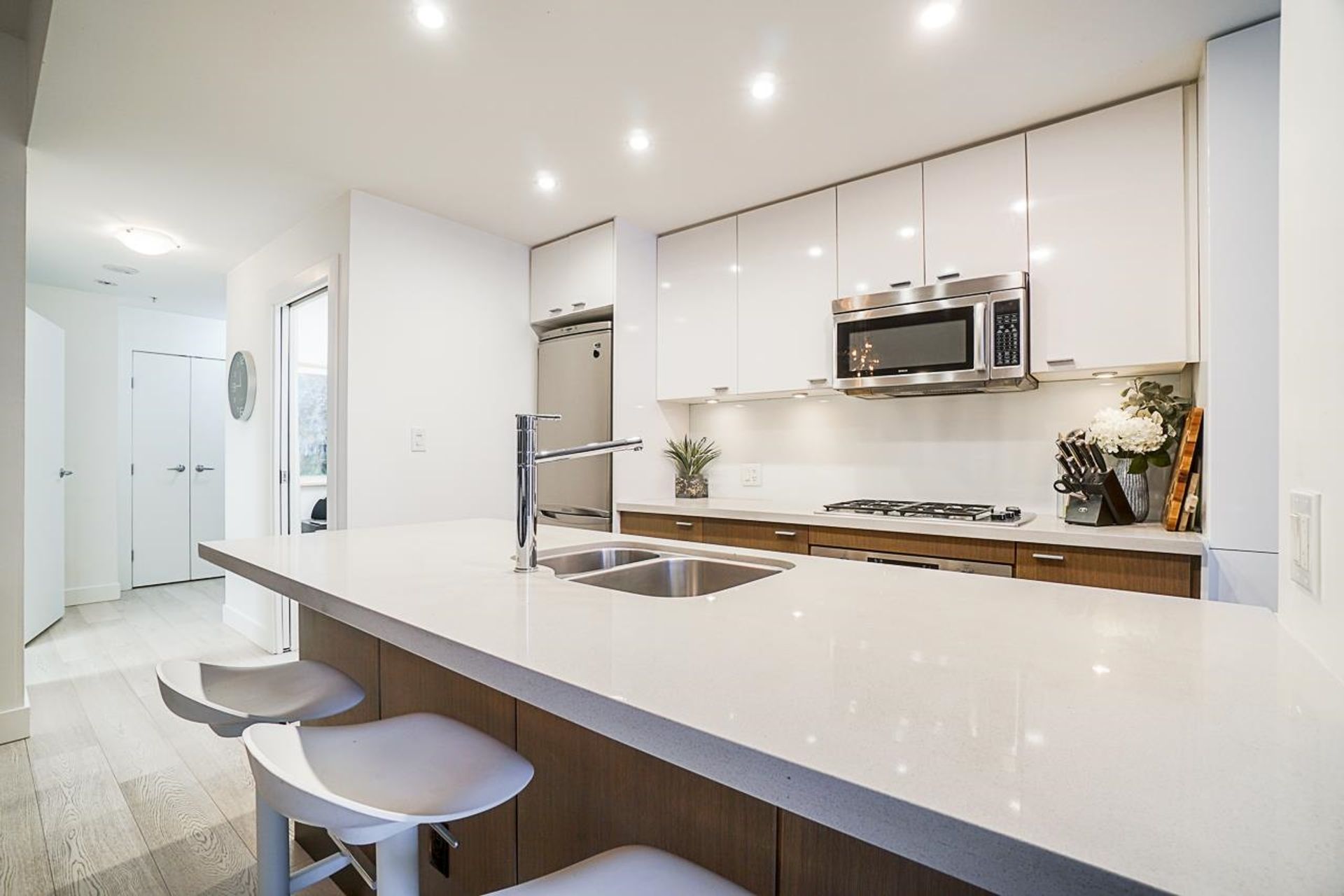 531-beatty-street-downtown-vw-vancouver-west-27