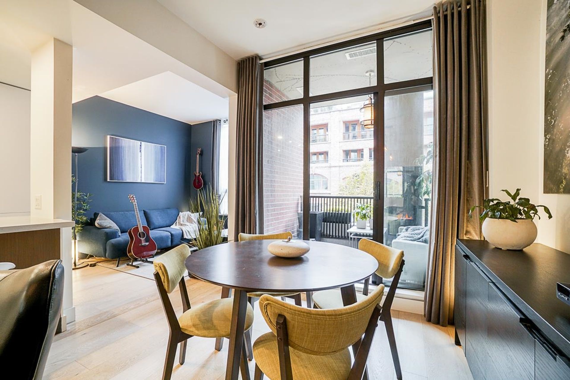 531-beatty-street-downtown-vw-vancouver-west-33