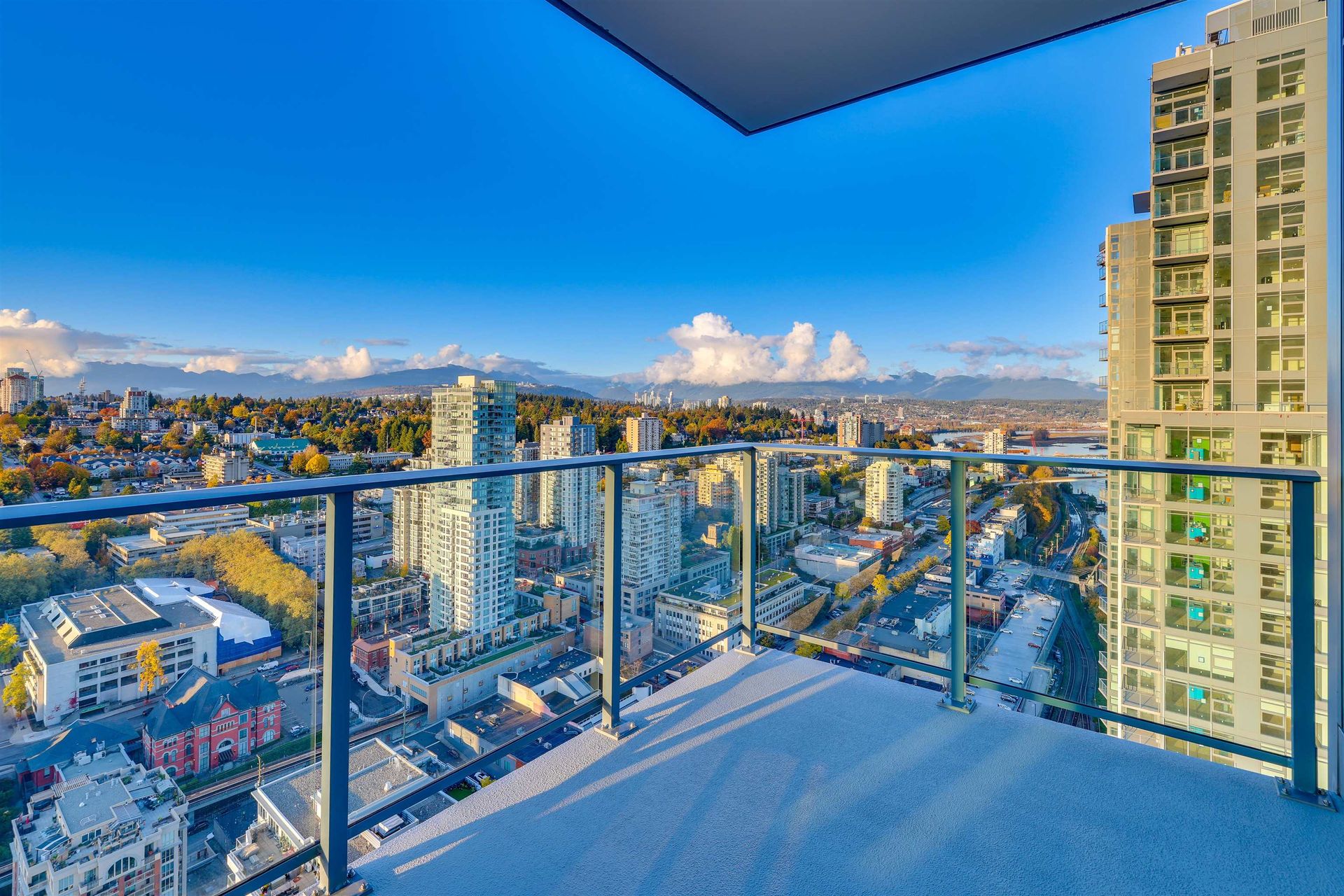 3504 - 680 Quayside Drive, Quay, New Westminster 2
