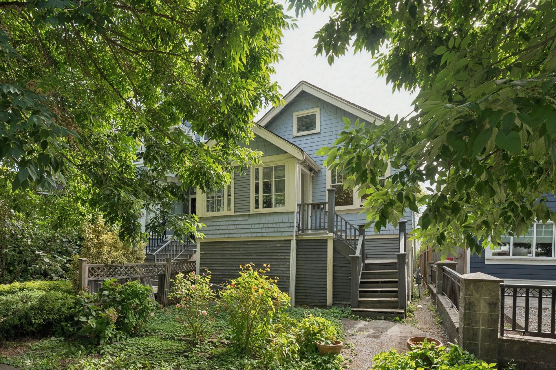 614-e-19th-avenue-fraser-ve-vancouver-east-01
