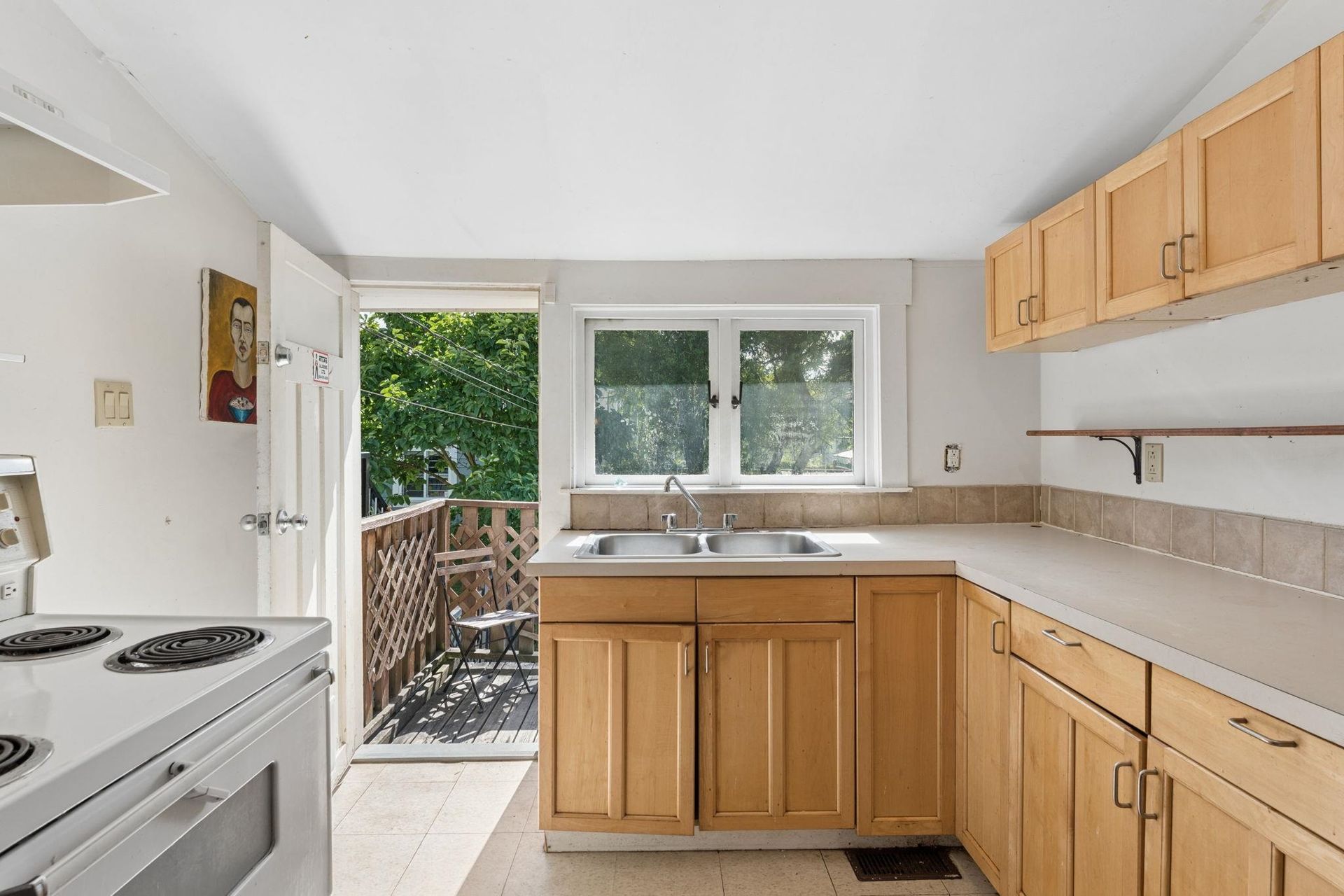 614-e-19th-avenue-fraser-ve-vancouver-east-06
