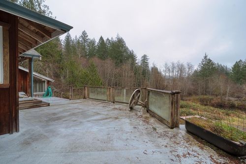 13587-barabash-road-pender-harbour-egmont-sunshine-coast-03 at 13587 Barabash Road, Pender Harbour Egmont, Sunshine Coast