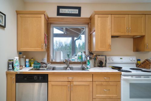 13587-barabash-road-pender-harbour-egmont-sunshine-coast-13 at 13587 Barabash Road, Pender Harbour Egmont, Sunshine Coast