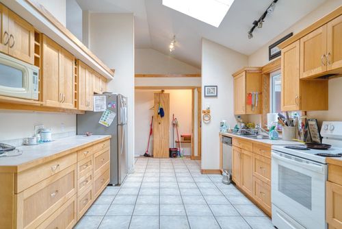 13587-barabash-road-pender-harbour-egmont-sunshine-coast-15 at 13587 Barabash Road, Pender Harbour Egmont, Sunshine Coast