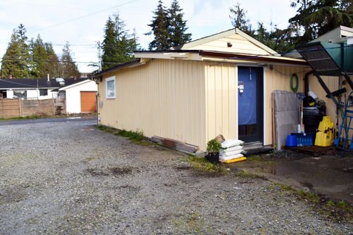 5694-dolphin-street-sechelt-district-sunshine-coast-03 at 5694 Dolphin Street, Sechelt District, Sunshine Coast