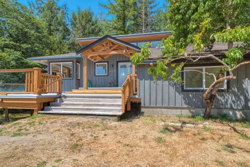 13587-barabash-road-pender-harbour-egmont-sunshine-coast-01 at 13587 Barabash Road, Pender Harbour Egmont, Sunshine Coast