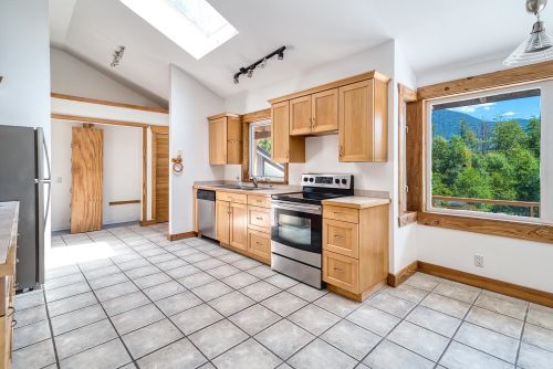 13587-barabash-road-pender-harbour-egmont-sunshine-coast-12 at 13587 Barabash Road, Pender Harbour Egmont, Sunshine Coast