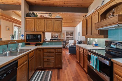 4837-sinclair-bay-road-pender-harbour-egmont-sunshine-coast-08 at 4837 Sinclair Bay Road, Pender Harbour Egmont, Sunshine Coast